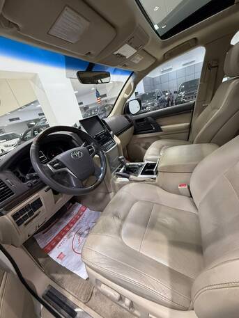 Manama, Vehicles, Cars & Trucks , BHD 17900,  Toyots Land Cruiser GXR,  2019,  Automatic,  206200 KM,    (Pearl)