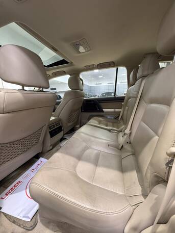 Manama, Vehicles, Cars & Trucks , BHD 17900,  Toyots Land Cruiser GXR,  2019,  Automatic,  206200 KM,    (Pearl)