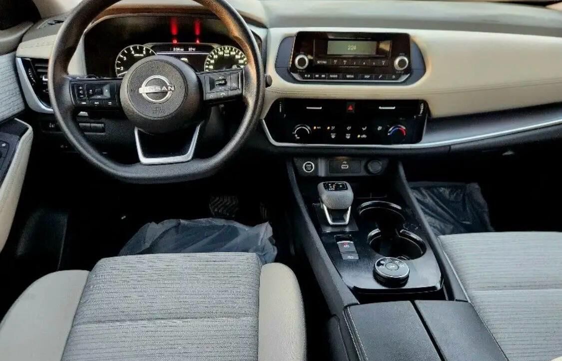Riyadh, Vehicles, Cars & Trucks , SAR 85000,  NISSA X-TRAIL,  2024,  Automatic,  79000 KM,  SEMI OPTION