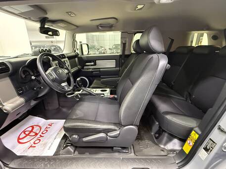 Manama, Vehicles, Cars & Trucks , BHD 10900,  Toyota FJ-Cruiser,  2020,  Automatic,  130000 KM,    (Grey)