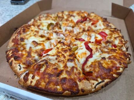 Melbourne, Restaurants, FAMILY OWNED PIZZA NEAR SALE VIC