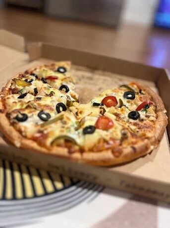 Melbourne, Restaurants, FAMILY OWNED PIZZA NEAR SALE VIC