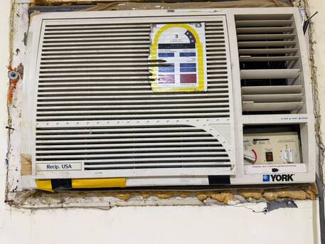 Khobar, Air Conditioners, SAR 550,  York 1.5 Ton Big Compressor Fast Cooling And Good Condition
