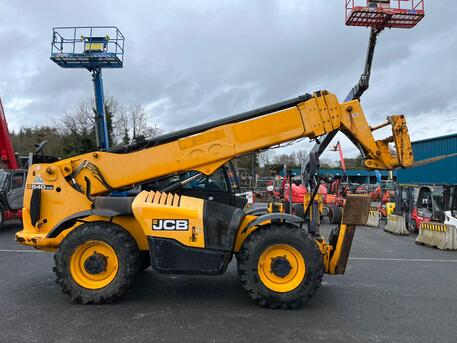 Dammam, Heavy Equipment, SAR 310000,  JCB Telehandler 540-170 Boom Forklift 2016 VCC 2024