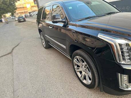 Jeddah, Vehicles, Cars & Trucks , SAR 185000,  Cadillac Escalade EXT,  2020,  Automatic,  64000 KM,  Very Neat And Clean