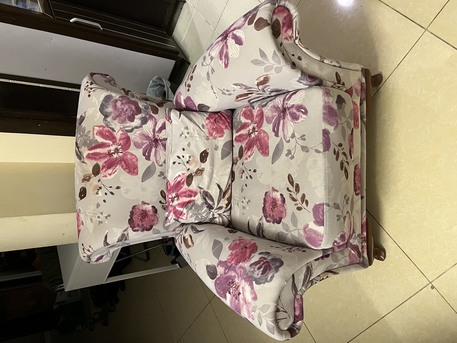 Al Malaz, Furniture, SAR 3000,  8 Seater Sofas And Chairs For Sale