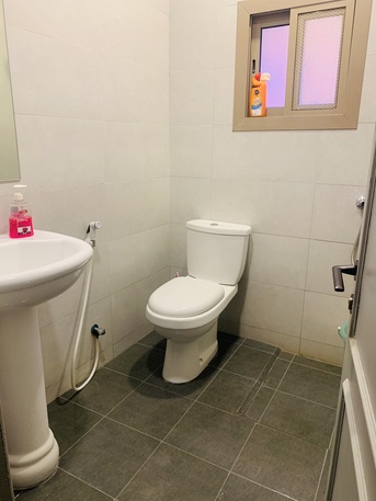 East Riffa, Bedspace Wanted, BHD 45/month,  200 Sq. Meter,  Bed Space Available East Riffa 45 BD With Ewa