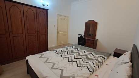 Juffair, Apartments, Flats, Houses & Villas, BHD 150/month,  Fully Furnished Room In A 3-bedroom Apartment For Executive Bachelors