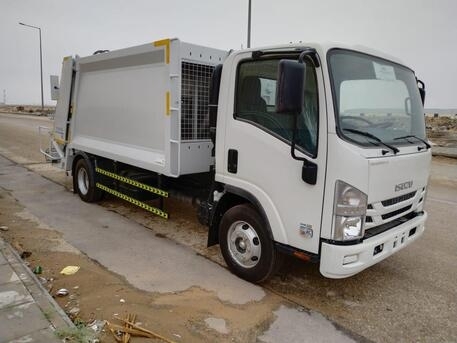 Riyadh, Jobs, Hiring Garbage Compactor Truck Driver