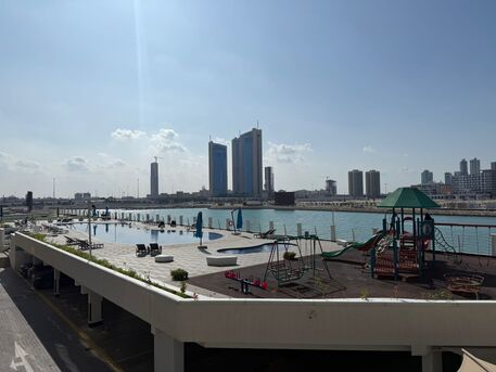 Manama, Apartments, Flats, Houses & Villas, BHD 1200/month,  Furnished,  3 BR,  Luxury Sea View Apartment For Rent & Sale In Reef Island
