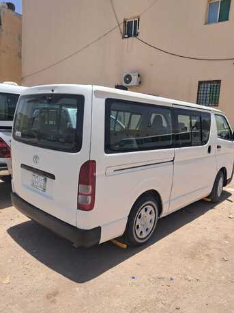 Riyadh, Vehicles, Cars & Trucks , SAR 40,  Toyota Hi-Ace,  2009,  Manual,  300000 KM,  Urgently Selling This Hiace Van In Riyadh