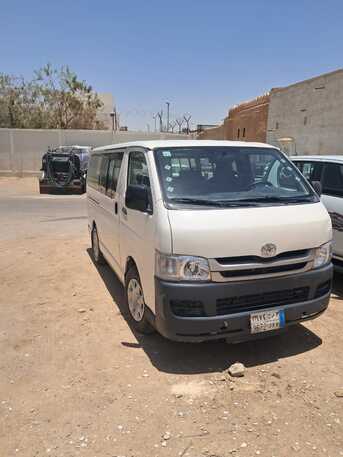 Riyadh, Vehicles, Cars & Trucks , SAR 40,  Toyota Hi-Ace,  2009,  Manual,  300000 KM,  Urgently Selling This Hiace Van In Riyadh