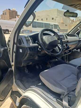 Riyadh, Vehicles, Cars & Trucks , SAR 40,  Toyota Hi-Ace,  2009,  Manual,  300000 KM,  Urgently Selling This Hiace Van In Riyadh