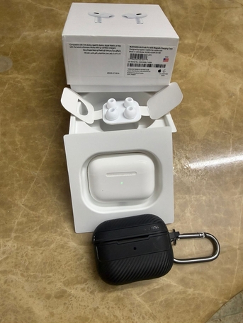Riyadh, Mobile Phones, SAR 350,  Apple AirPods Pro (2nd Generation)