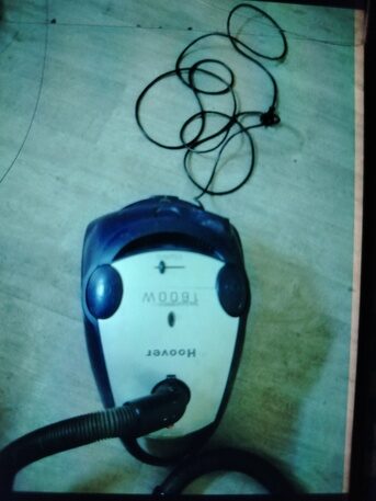 Jeddah, Household Items, SAR 350,  Carpet Vacuum And Floor Sheet
