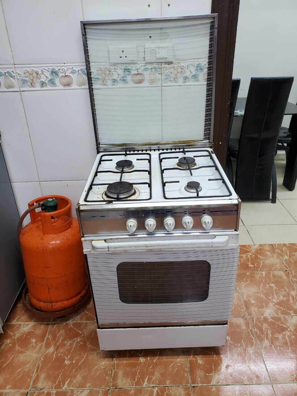 Mushrefah, Furniture, SAR 4000,  Double Bed ,sofa Set, Dining Table ,shoe Rack