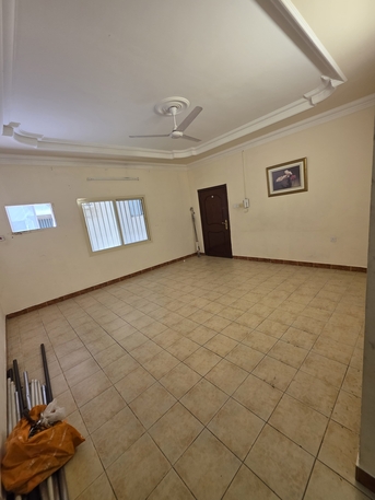 Hidd, Apartments, Flats, Houses & Villas, BHD 250,  2 BR,  Flat With Ewa For Rent In Hidd Near Lulul