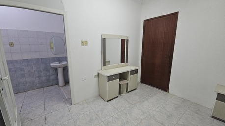 Jubail, Apartments, Flats, Houses & Villas, SAR 1900/month,  1 BR,  Family Room Available