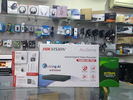 Riffa, Photo & Video, BHD 87,  Hikvision 4 Camera CCTV Kit With 1TB Hard Drive & Free Monitor In Bahrain