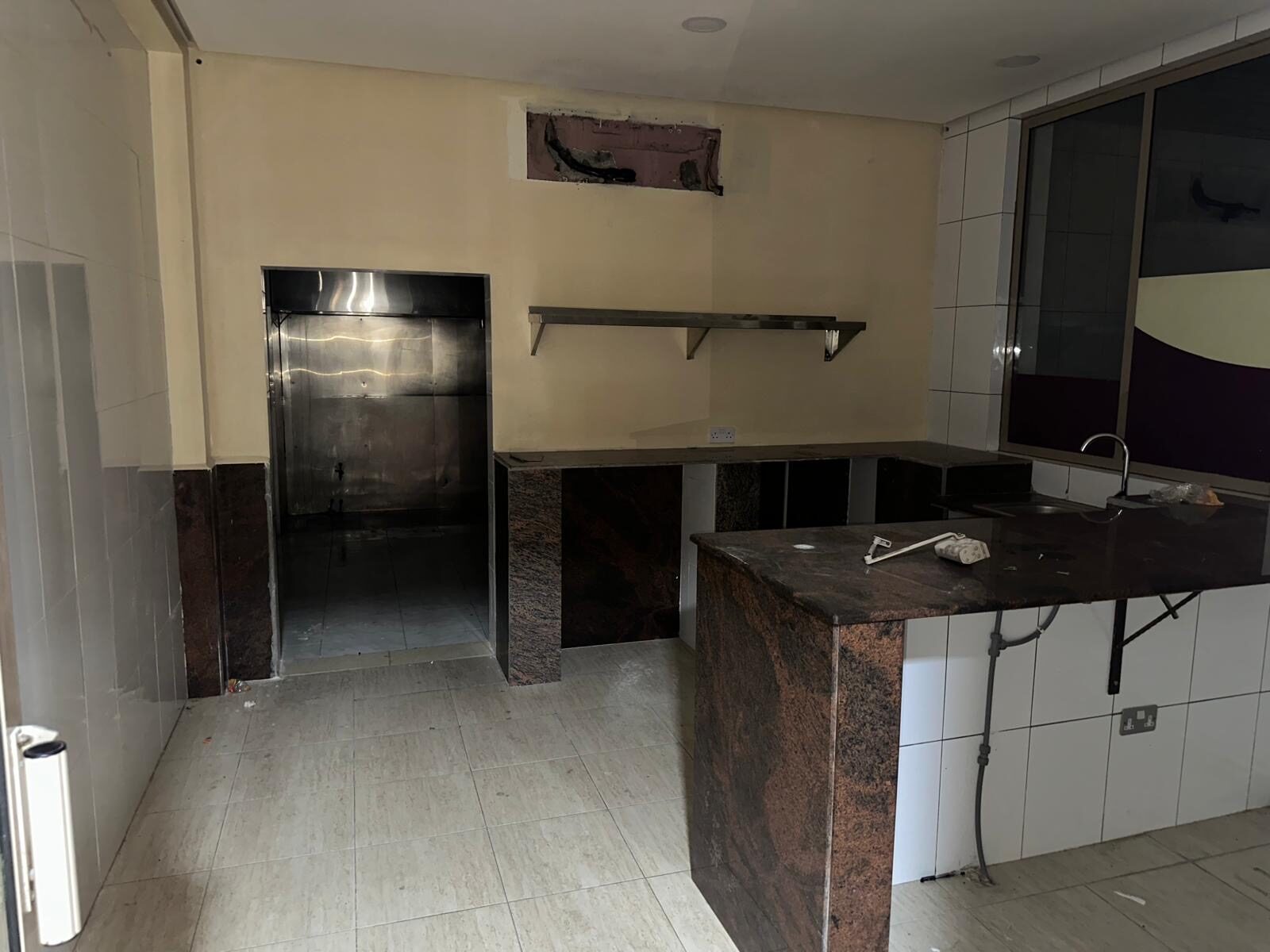 Gudaibiya, Shops, BHD 450,  Fully Equipped Large Kitchen For Rent In Gudaibiya