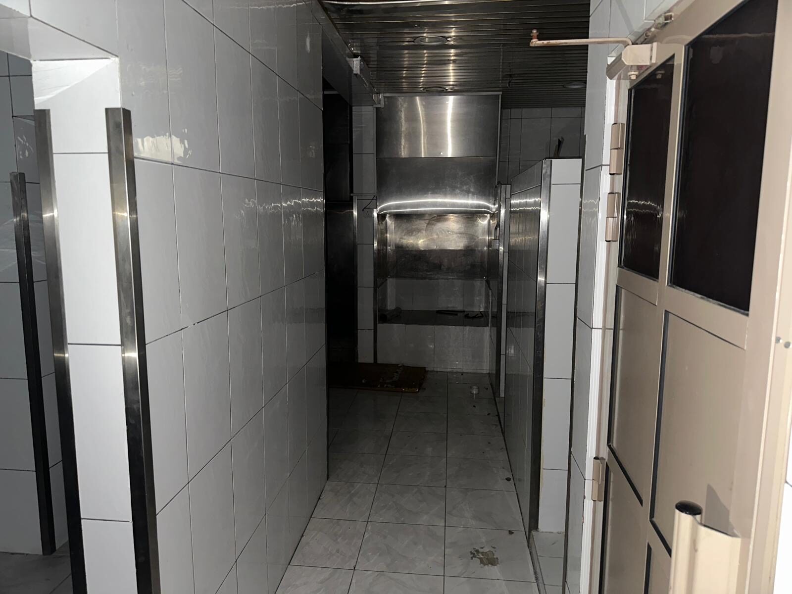 Gudaibiya, Shops, BHD 450,  Fully Equipped Large Kitchen For Rent In Gudaibiya