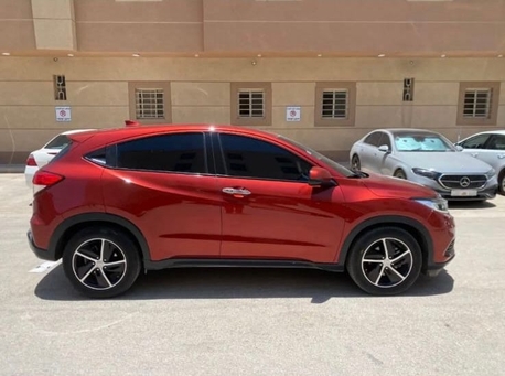 Ad Diriyah, Vehicles, Cars & Trucks , SAR 60000,  Honda HR-V,  2021,  Automatic,  89628 KM,  Honda Hrv  December