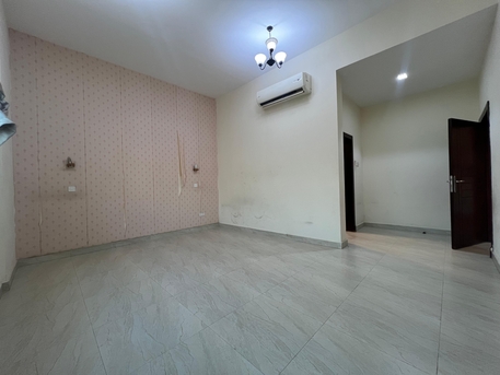 Mahooz, Apartments, Flats, Houses & Villas, BHD 230/year,  1 BR,  EXCELLENT SPACIOUS SEMI FURNISHD 1 BHK WITH BALCONY CONTACT :- 66942050