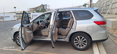 Obhur Al Janoubiyah, Vehicles, Cars & Trucks , SAR 25000,  Nissan Pathfinder,  2013,  Automatic,  280000 KM,    7 Seater   S  SAR 25000