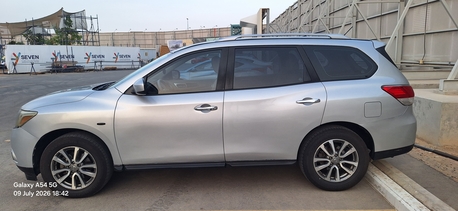 Obhur Al Janoubiyah, Vehicles, Cars & Trucks , SAR 25000,  Nissan Pathfinder,  2013,  Automatic,  280000 KM,    7 Seater   S  SAR 25000