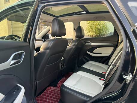 Riyadh, Vehicles, Cars & Trucks , SAR 38000,  Mg ZS,  2022,  Automatic,  69000 KM,    Full Options With Panoramic Sunroof For Sales 2nd Owner