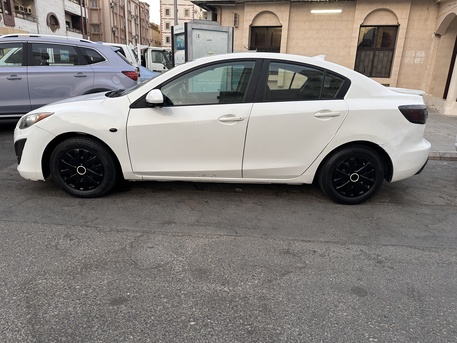 Jeddah, Vehicles, Cars & Trucks , SAR 17500,  Mazda 3,  2011,  Automatic,  345000 KM,