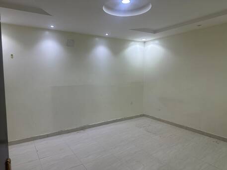 Al Rayan, Apartments, Flats, Houses & Villas, SAR 40000/year,  4 BR,  Family Apartment With 4 Beadrooms And 2bath Kitchen And Hall