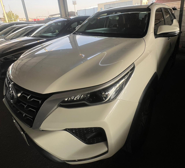 Al Hamra, Vehicles, Cars & Trucks , SAR 90000,  Toyota Fortuner TRD,  2022,  Automatic,  175000 KM,