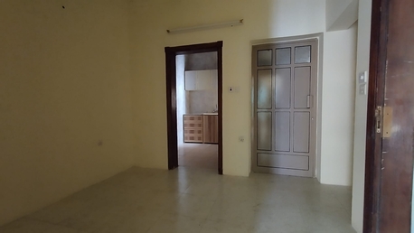 Manama, Apartments, Flats, Houses & Villas, BHD 100/year,  1 BR,  Manama:- 1Bhk Unfurnished Flat On Rent Close To Sacred Heart Church..