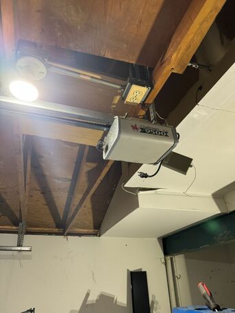 Chicago, Construction, Garage Door Opener Installation In Wheaton | Doors In Motion