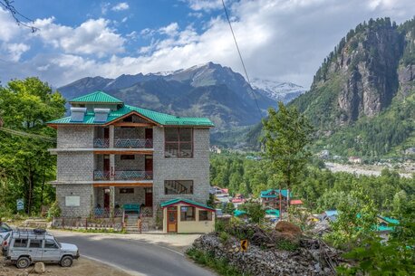 Mumbai, Villas, Best Hotel In Manali | Leela Cottages Manali