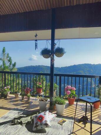 Mumbai, Holiday/Vacation Rentals, Book A Luxury Homestay In Kasauli For Your Next Holiday