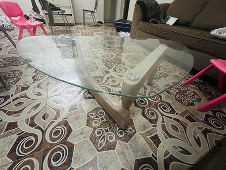 Thuqbah, Furniture, SAR 100,  Glasstop Teapoy