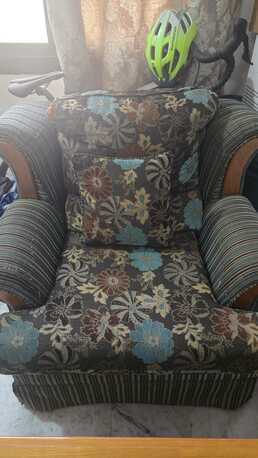Al Tahliyah, Furniture, SAR 300,  Sofa, Vacuum, Mirror For Sale
