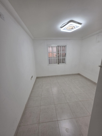 Hidd, Apartments, Flats, Houses & Villas, BHD 90,  1 BR,  Studio With EWA For Rent In Hidd