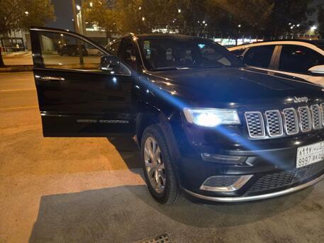 Riyadh, Vehicles, Cars & Trucks , SAR 98000,  Jeep Grand Cherokee Summit,  2019,  Automatic,  114000 KM,  , ,