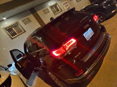 Riyadh, Vehicles, Cars & Trucks , SAR 98000,  Jeep Grand Cherokee Summit,  2019,  Automatic,  114000 KM,  , ,