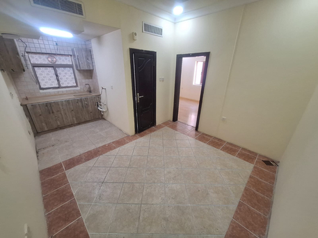 Hoora, Apartments, Flats, Houses & Villas, BHD 160/year,  1 BR,  Semi Furnished 1 Bedroom Flat In Hoora