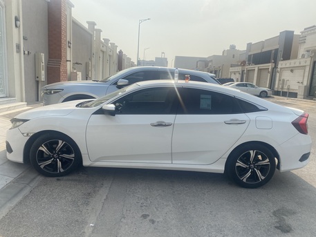 Dammam, Vehicles, Cars & Trucks , SAR 35,  Honda Civic,  2018,  Automatic,  313 KM,