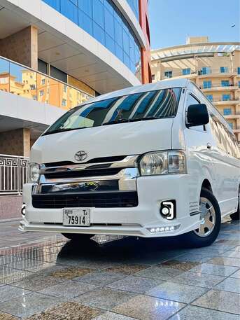Dubai, Passenger Transport, دليل شامل لتأجير فان 14 راكب في دبي – الحل الأ