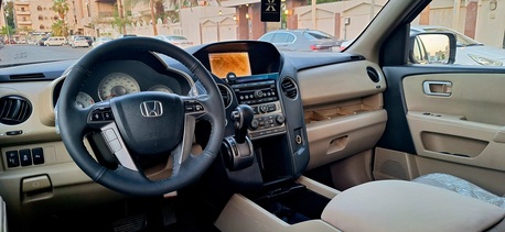 Jeddah, Vehicles, Cars & Trucks , SAR 30,  Honda Pilot,  2015,  Automatic,  320000 KM,    Family SUV