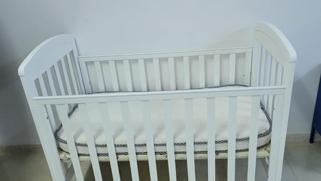Yanbu, Furniture, SAR 200,  Baby Crib For Sale Hardly Use 10 To 15 Days With Matress