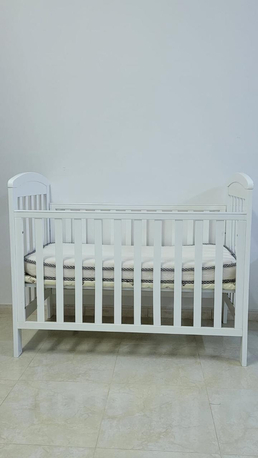 Yanbu, Furniture, SAR 200,  Baby Crib For Sale Hardly Use 10 To 15 Days With Matress