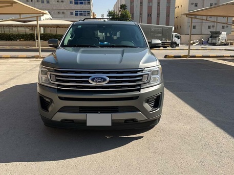Riyadh, Vehicles, Cars & Trucks , SAR 122000,  Ford Expedition XLT (Leather With Parnoramic Sun Roof),  2019,  Automatic,  98600 KM,   Ford Expedition