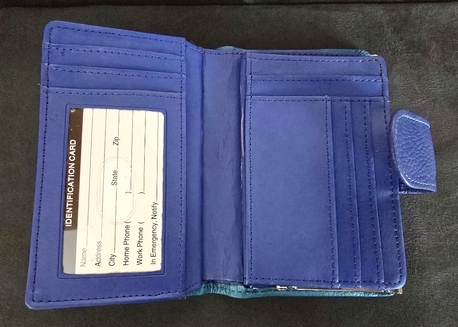 Juffair, Purses & Wallets, BHD 1,  Womens Wallet For Sale